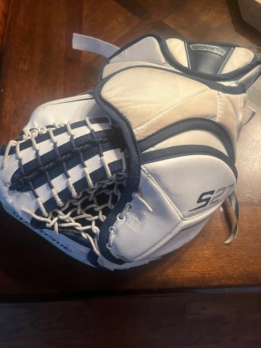 Bauer Goalie Glove