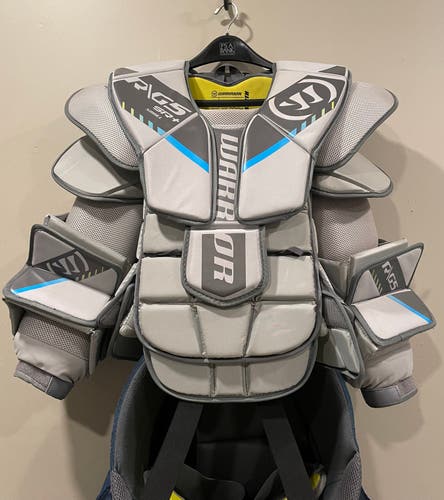 Used Warrior Ritual G5+ Goalie Chest Protector Senior Small