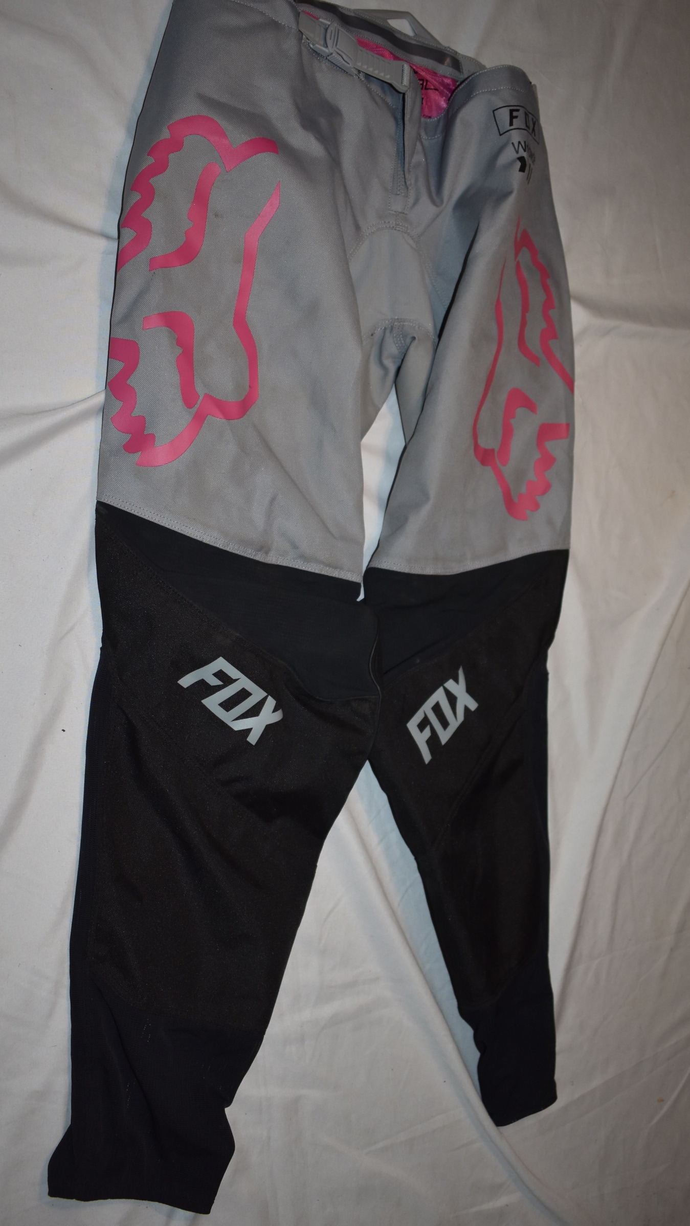FOX 180 Wrldwde Motocross Pants, Gray/Black/Pink, Size 4 - Great Condition!