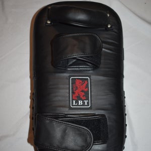 LBT Combat Strike Pad, Black
