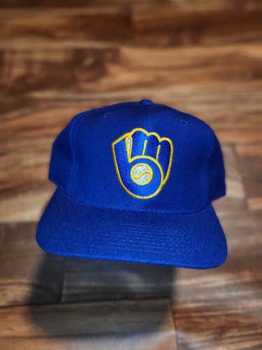 Vintage Rare Milwaukee Brewers Sports Specialties Plain Logo 100% Wool PRO Hat