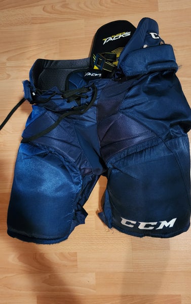 Senior Used Small CCM Super Tacks Hockey Pants