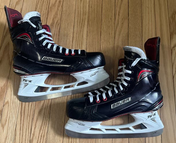 New Bauer Size 8.5 Vapor X900 Hockey Skates