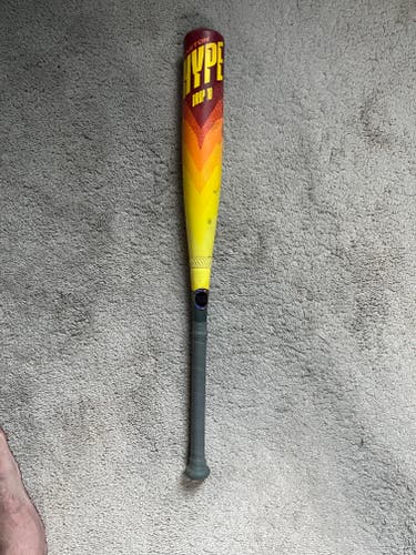 2023 Easton Composite Hype Fire Bat (-10) 19 oz 29"