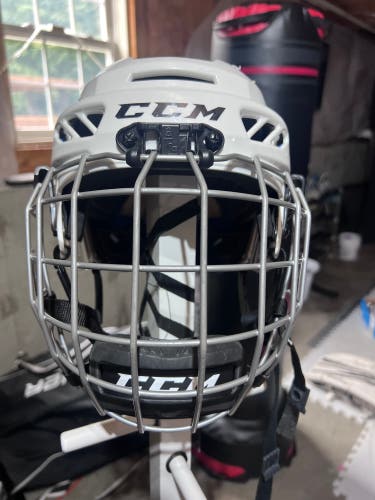 Used Youth CCM FL3DS Helmet