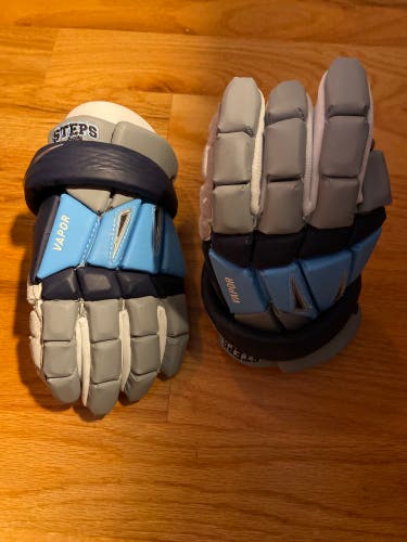 New Player's Nike Large Vapor Elite Lacrosse Gloves