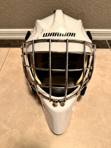 Warrior Ritual F1 Goalie Mask Senior Medium