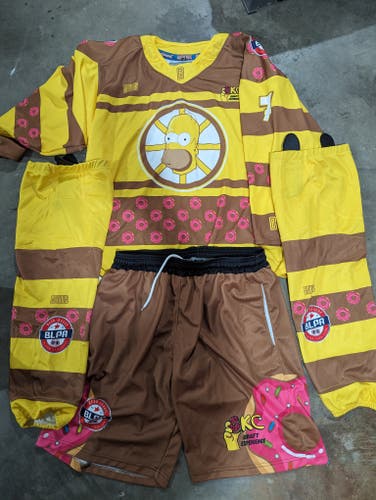 BLPA DEX Tournament Jersey Homer Simpson Bruins 7 with Pant shell and socks
