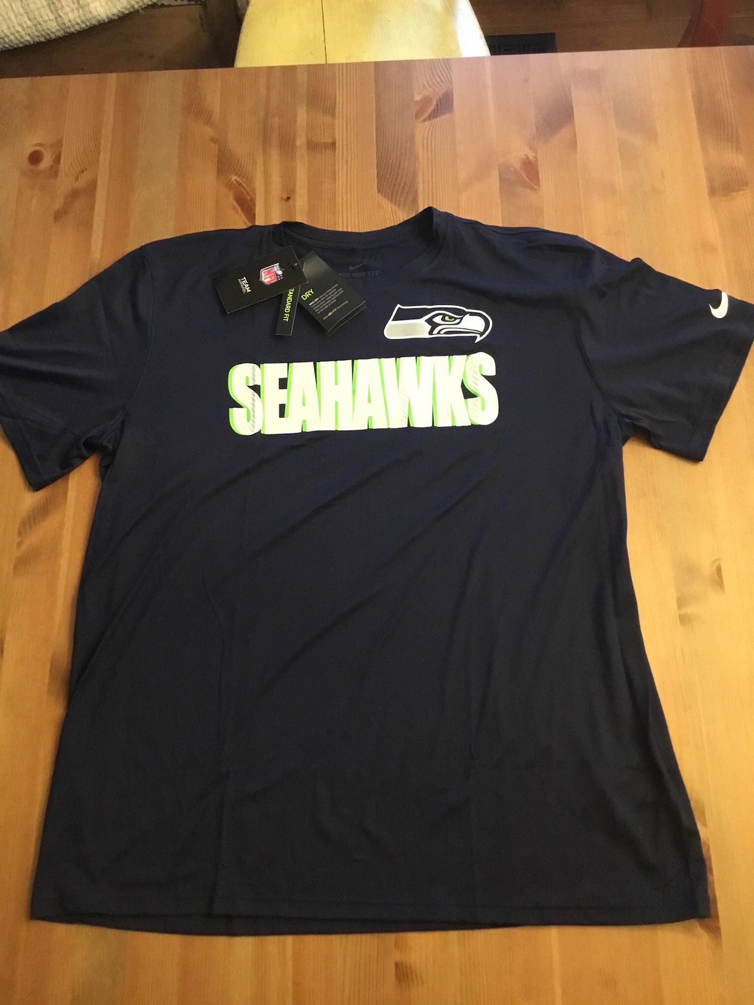 Nike Seattle Seahawks Shirt Mens Small Blue Green Short Sleeve Football  Dri-Fit