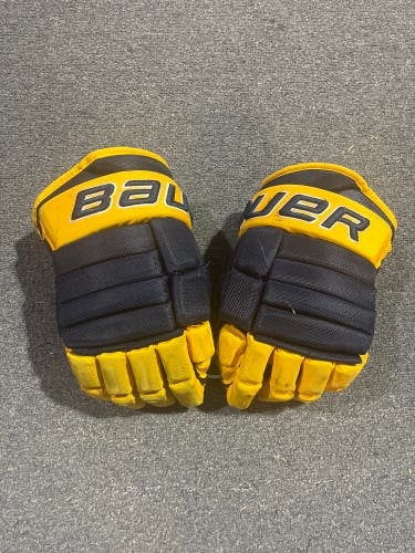 Game Used University of Michigan-Dearborn Bauer Pro Series Gloves #20 14”