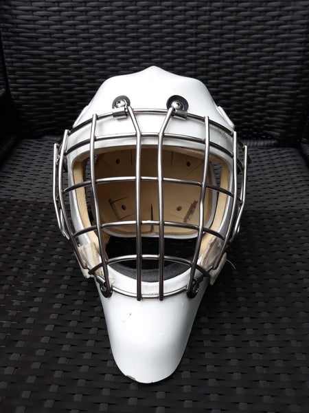 Used OTNY X1 Jr goalie mask