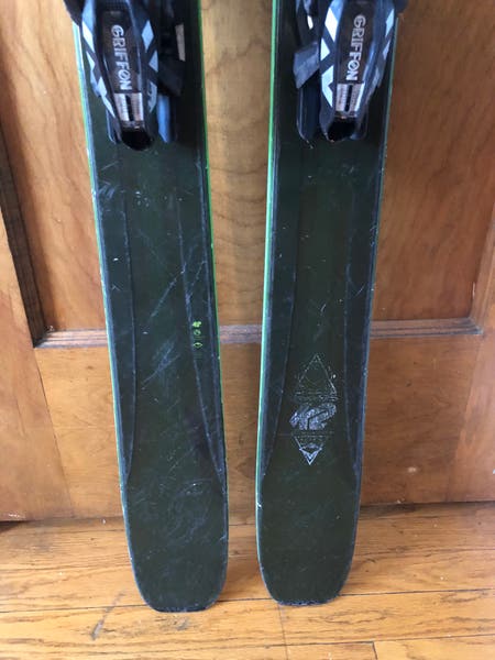 K2　Pinnacle 95 Ti　（ピナクル95）184cm　ビンディング付 K2 Pinnacle 95 Ti （ピナクル95）184cm ビンディング付 K2