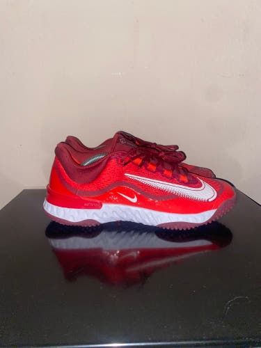 Nike alpha huarache elite 3 Turfs Size 10.5