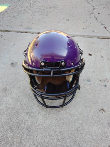Used Purple Medium Schutt Youth Recruit hybrid Helmet