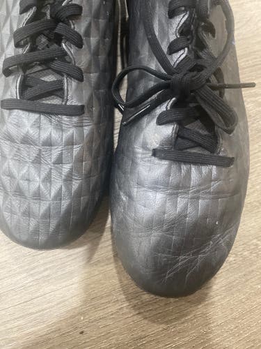 Black Men's Molded Cleats Nike Tiempo x Cleats