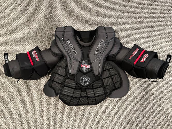 Used Medium Vaughn Velocity V10 Pro Carbon Senior Chest & Arm Protector Goalie Chest Protector
