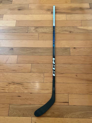 New CCM JetSpeed FT6 Pro (Blue) Hockey Stick P28/75 Flex/Right Handed