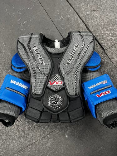 New Small Vaughn Velocity V10 Goalie Chest Protector