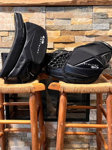 True Catalyst 9X3 Glove and Blocker Set