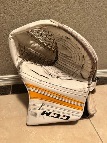 CCM Premier goal glove Roberto Luongo Pro Return