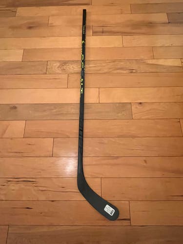 New Bauer AG5NT Hockey Stick P92/70 Flex/Left Handed