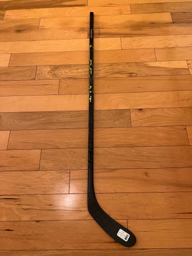 New Bauer AG5NT Hockey Stick P28/70 Flex/Left Handed