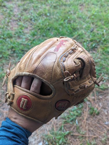 RHT Nokona AMG 1150 Baseball Glove 11.5"