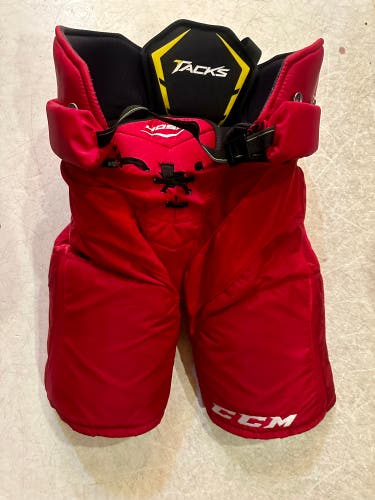 Used Large CCM  Tacks 4052 Senior Hockey Pants