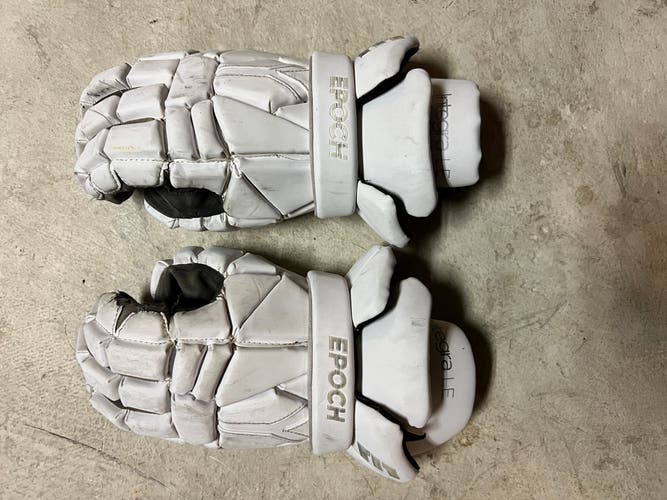 Epoch Integra LE Lacrosse Gloves