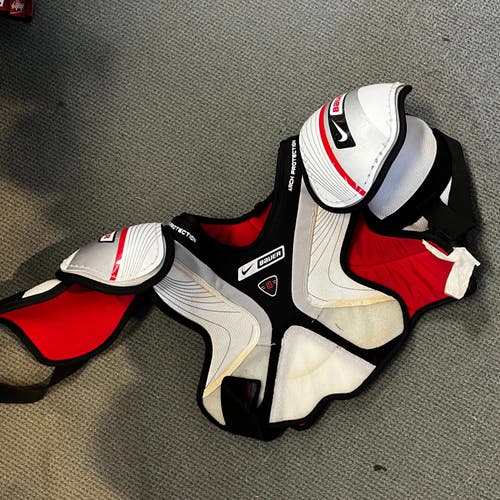 Senior Used Medium Bauer Supreme 10 Shoulder Pads
