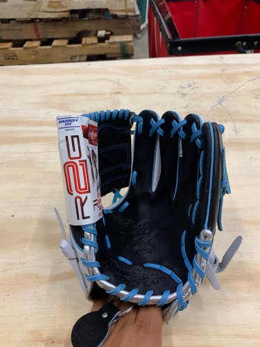 Rawlings Heart of the Hide Right Hand Throw Infield Baseball Glove 11.5" (Narrow Fit)