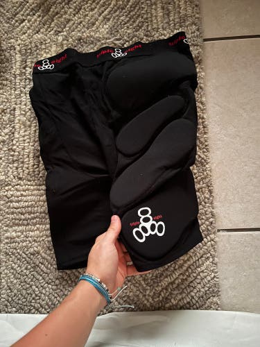 Black Used Medium  football under protectant  Pants