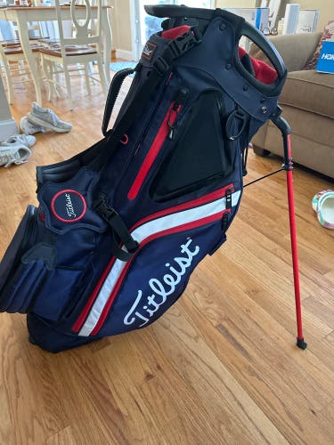 Titleist Hybrid 14 Golf bag