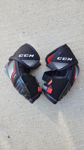 Used Medium CCM JetSpeed FT370 Elbow Pads