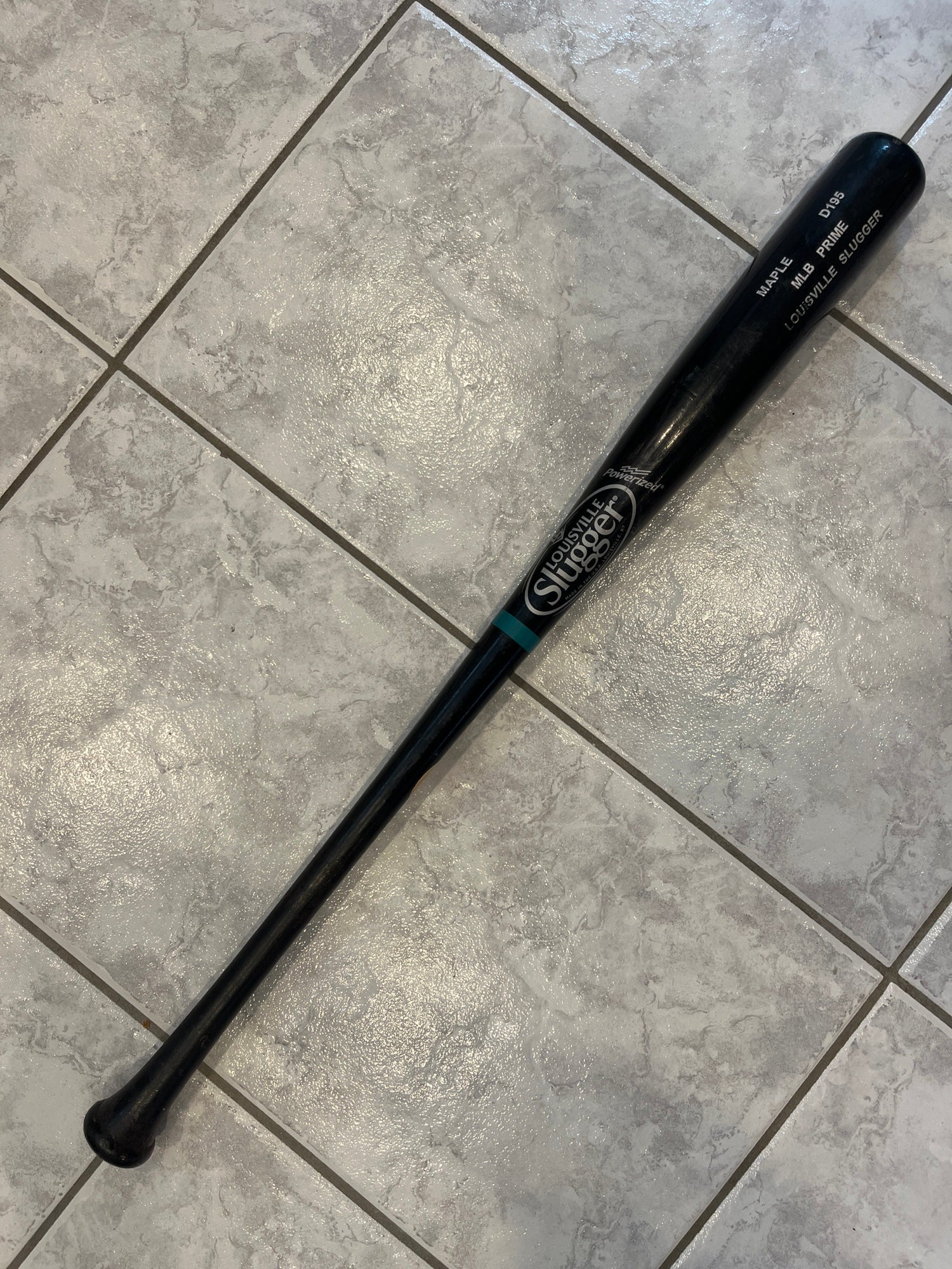 Louisville Slugger MLB Prime Ash D195 Wood Baseball Bat Black - D195-ASH-33  Wood Baseball Bats