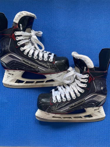 Used Bauer Regular Width Size 6 Vapor X500 Hockey Skates