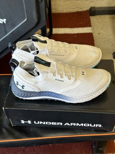 Men's Size Men's 10.5 (W 11.5) Under Armour Charged Golf Shoes
