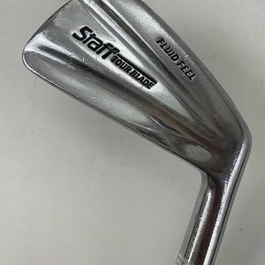 Wilson Staff TOUR BLADE Fluid Feel Single  4 IRON Right RH Steel REGULAR