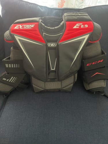 Used Small CCM  Extreme Flex Shield E2.9 Goalie Chest Protector
