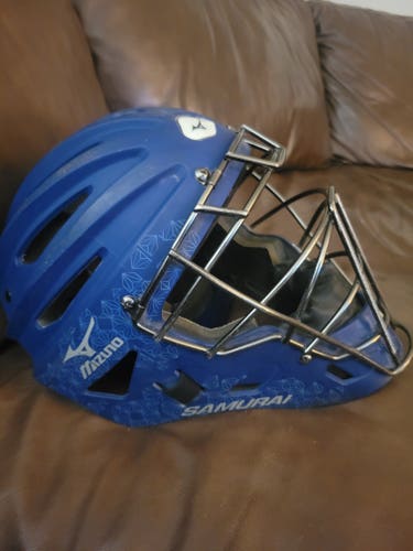 Mizuno Samurai Catcher's Helmet - Fastpitch Navy Blue w/ design