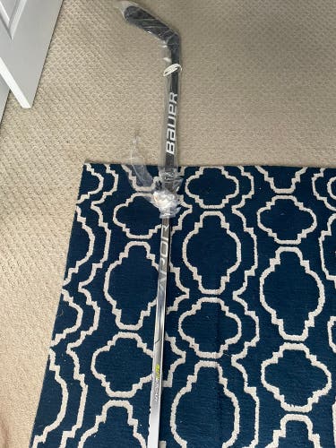Senior Left Hand P92 Pro Stock Vapor Hyperlite Hockey Stick