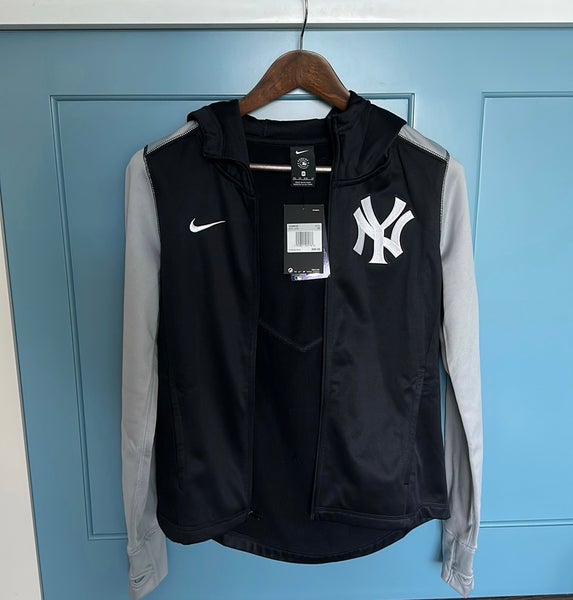 New XS Women's NY Yankees Nike Sweatshirt