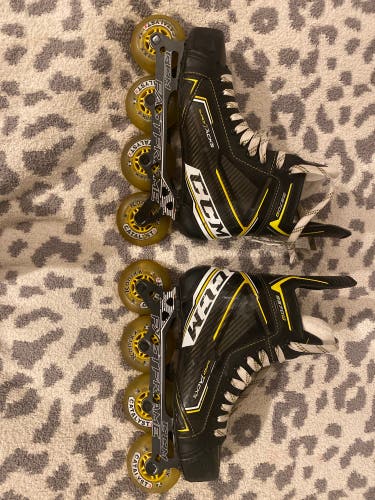 Used CCM Size 8.5 Super Tacks Hockey Skates