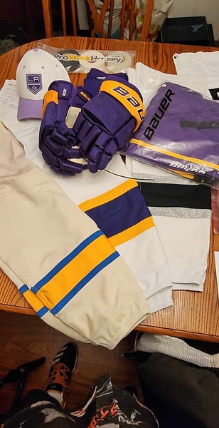 User Bauer Gloves, Shell, socks bundle for Court