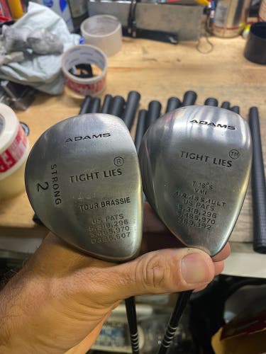 Adams golf wood 2 and T16 in right hand