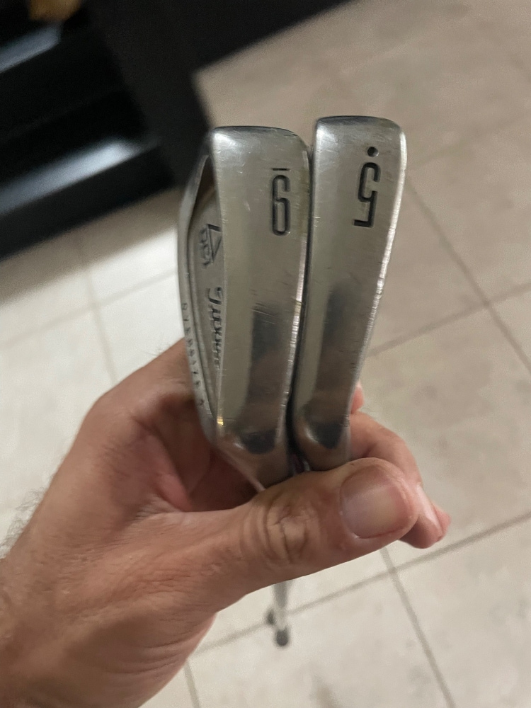 Titleist DCI irons 5/9 in right hand , graphite