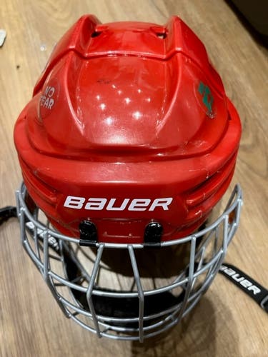 Bauer Prodigy Small 6 - 6 5/8 (48-53.5cm) Red Helmet Used