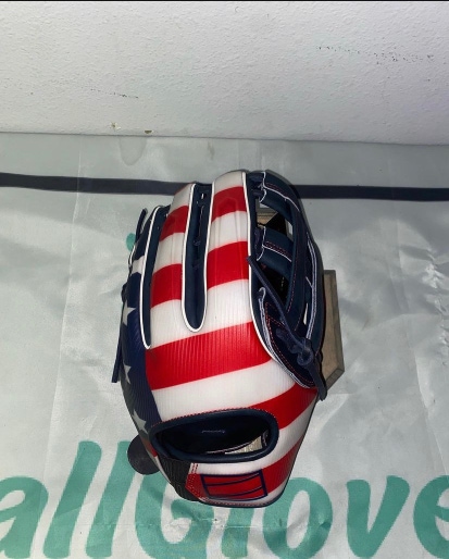 NEW USA LTD REV1X 12.75” Outfield Glove