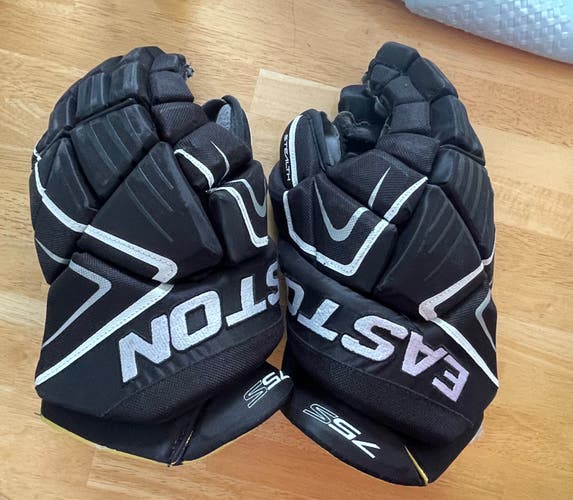Used Easton Stealth 75s Gloves 15"