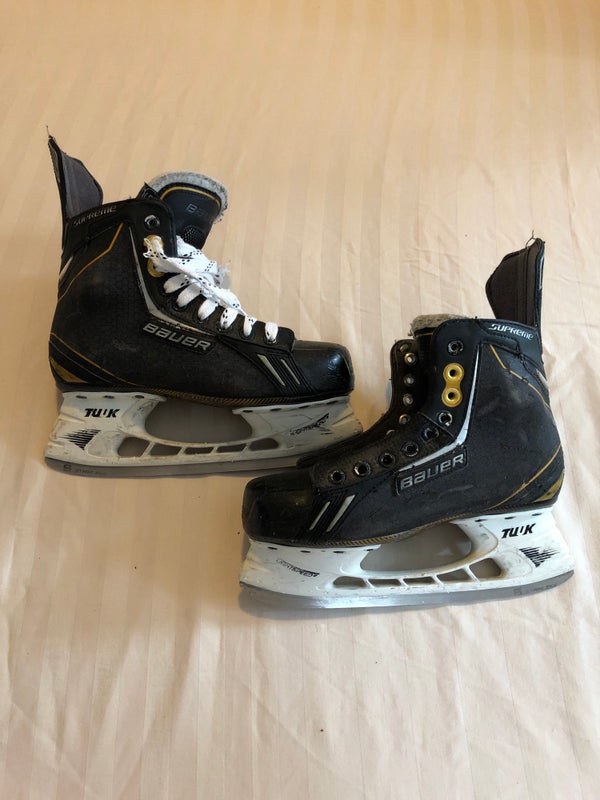 Used Junior Bauer Supreme One.6 Hockey Skates (Regular) - Size: 5.0
